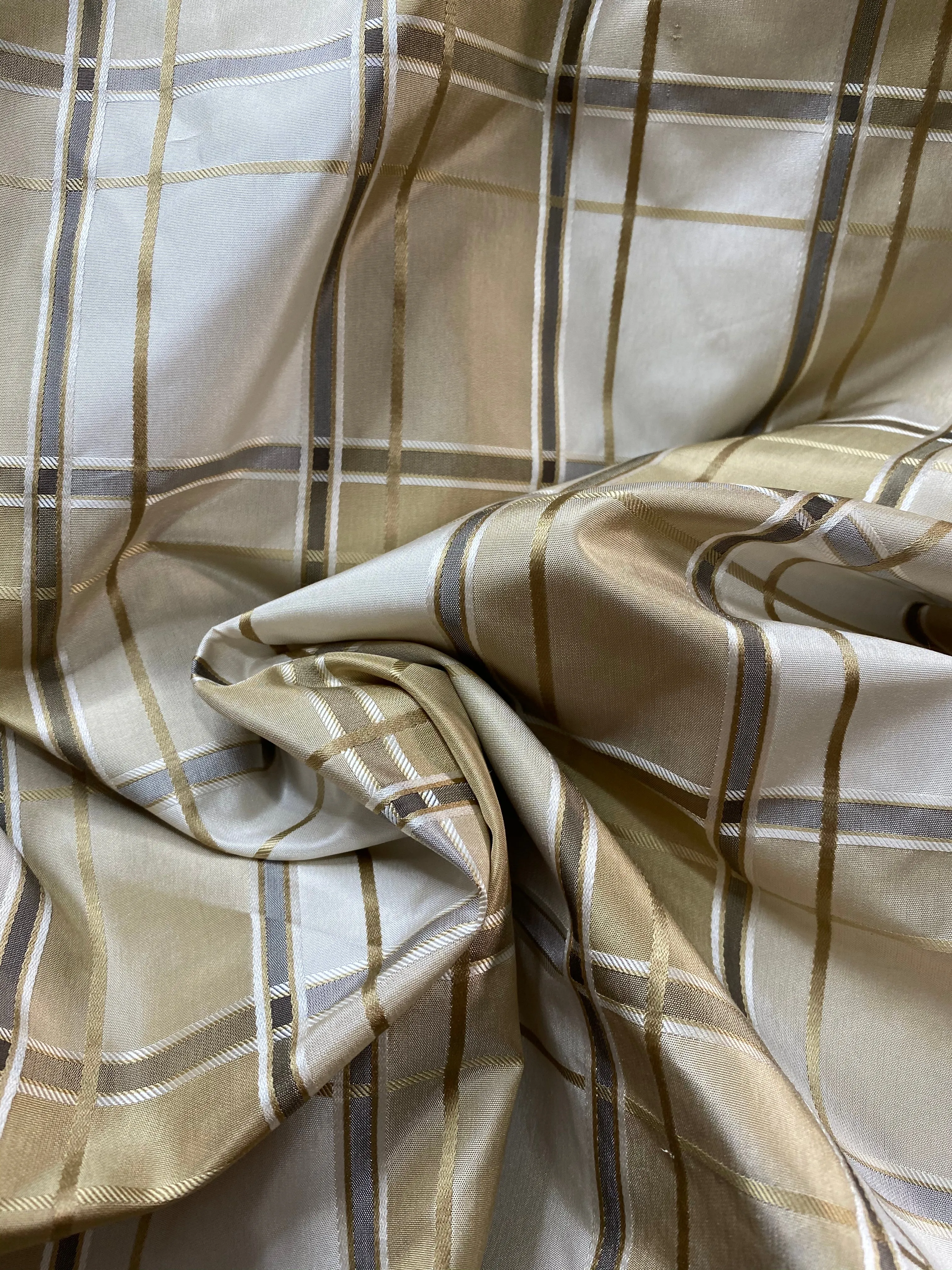 NEW Lady Beatrice 100% Silk Taffeta Plaid Tartan Satin Ribbon Striped Fabric in Gold and Cream